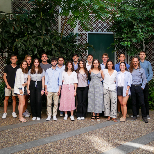 The eighth cohort of students of the Undergraduate Summer Internships finishes their stay.